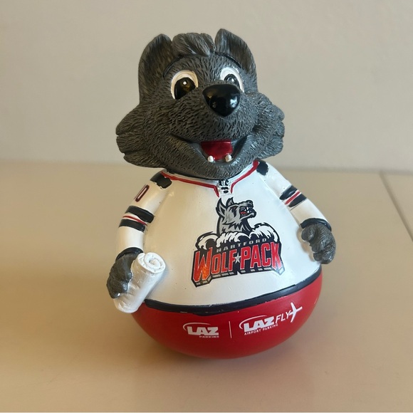 Hartford Wolf Pack Sonar Wobbler 2026 & 90’s Night Trading Card Pack Bundle - Picture 2 of 7